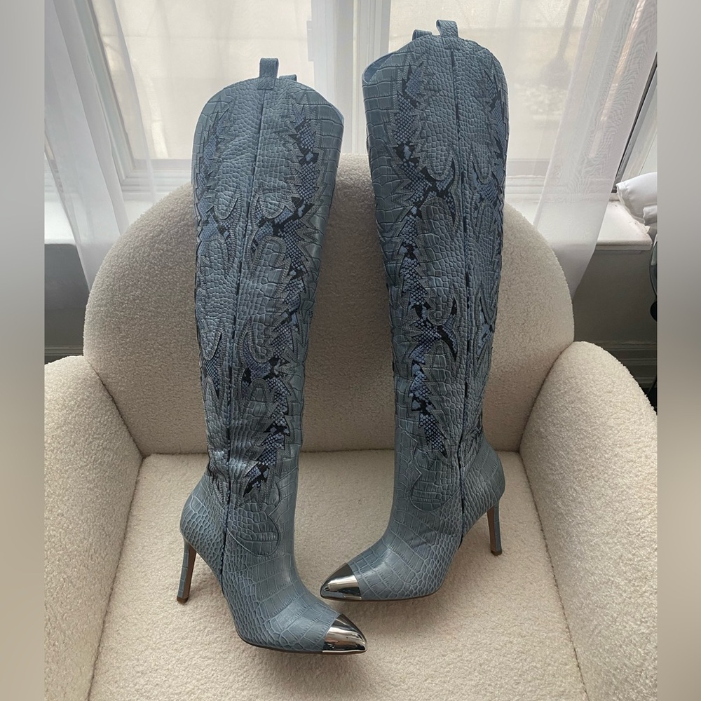 Gianni Bini blue  Embossed Stiletto Boots 4inch heel
